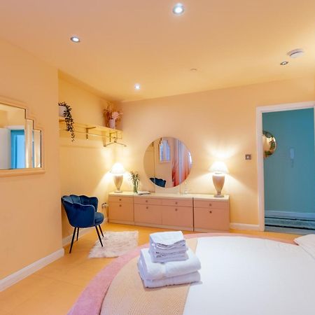 The Courtyard Suite By Margate Suites Экстерьер фото